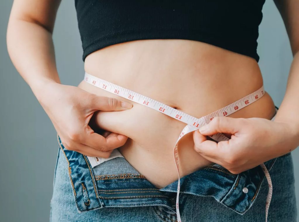 Siseelundite rasv: täielik juhend selle taseme testimiseks, jälgimiseks ja alandamiseks optimaalse ainevahetuse tervise saavutamiseks