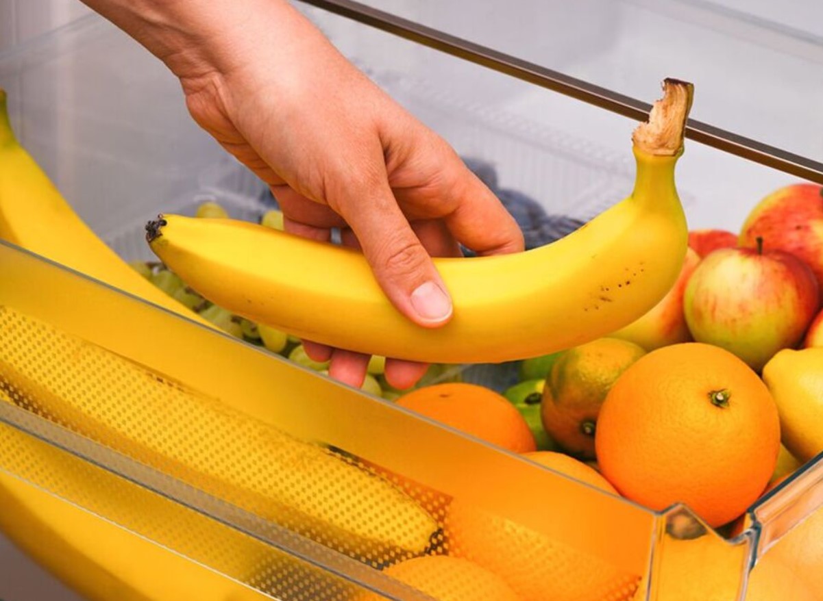 Banaanid tumenevad soojas isegi ühe päeva jooksul. See tõestatud kulinaarne trikk aitab neid kauem värskena hoida.