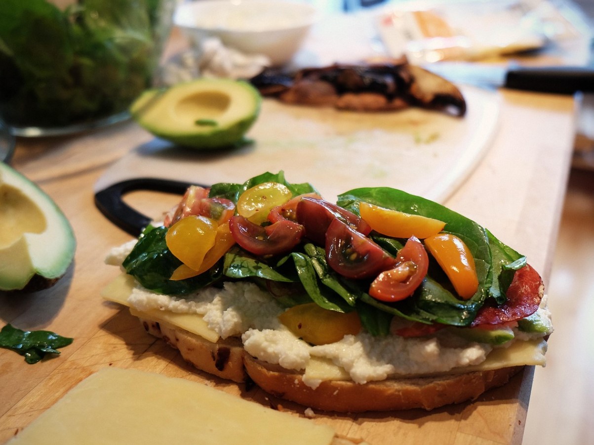 Lihtne bruschetta: klassikaline Itaalia eelroog