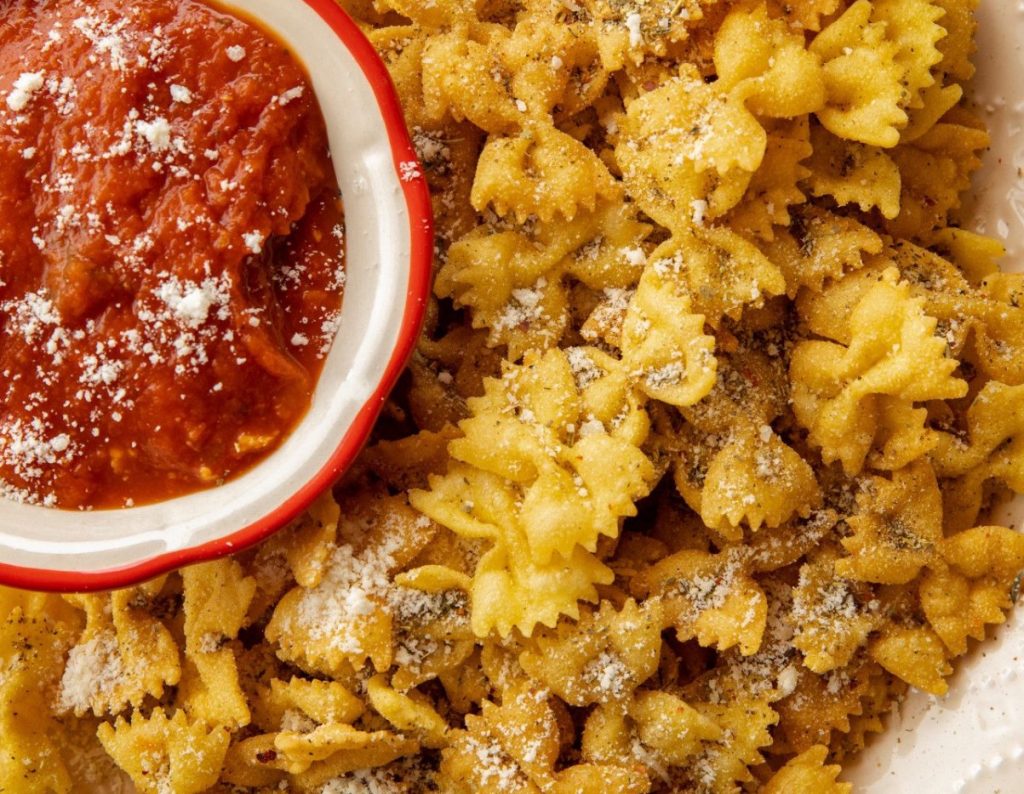 Kiiresti valmistatav pasta, mis päästab teie tiheda päeva. Retsept otse Itaalia restoranist.