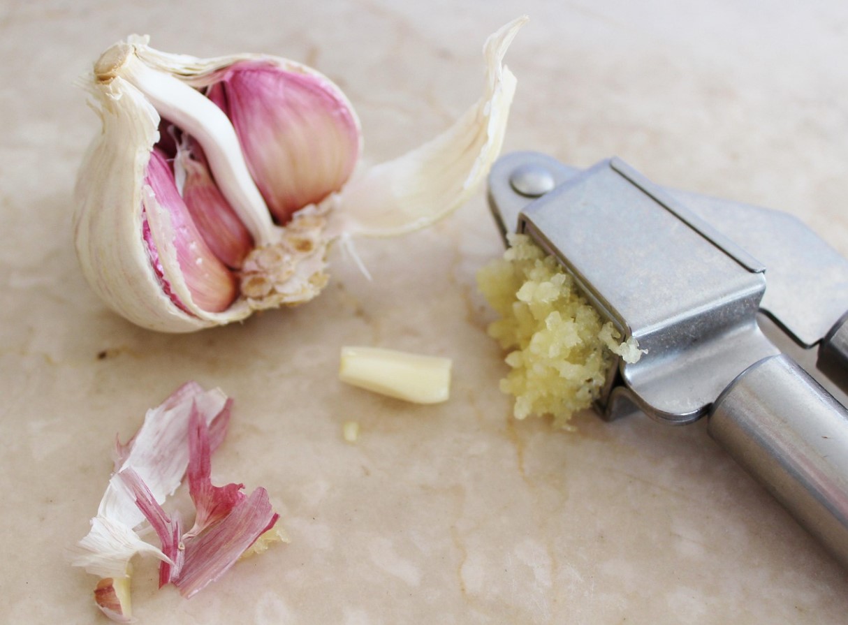 Küüslaugushootid – immuunsust tugevdavad tervisehoidlikud shotid.