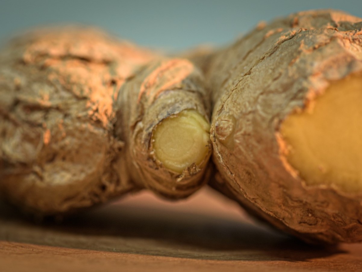 Ingverijuure säilitab oma kõvaduse, aroomi ja kõik omadused. Lihtne säilitamisviis.