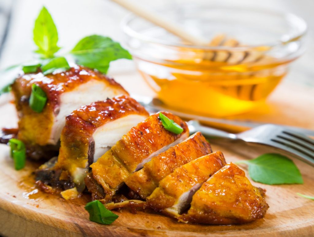 Usaldusväärsed grillitud kanarinnad mee, sinepi ja tüümianiga