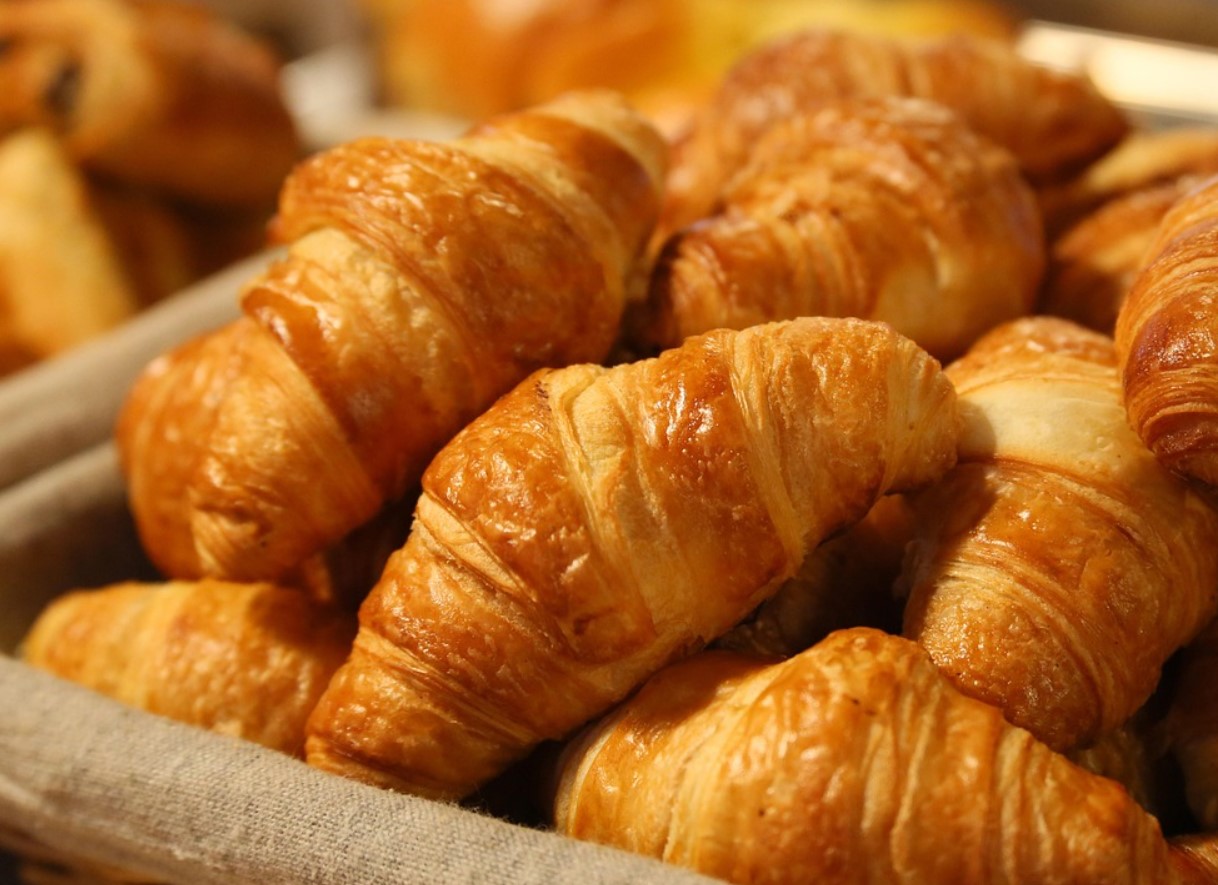 Saiakesed ei tõuse? Soome kokk selgitab, miks Kui saiakesed jäävad lamedad, ei ole probleem alati retseptis.