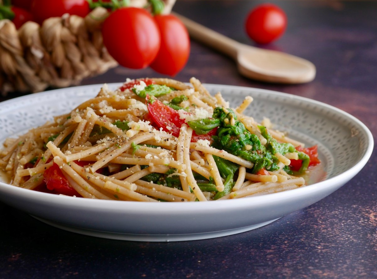 Sitsiilia Tenerumi pasta: traditsiooniline roog, mis on valmistatud cucuzza lunga lehtedest
