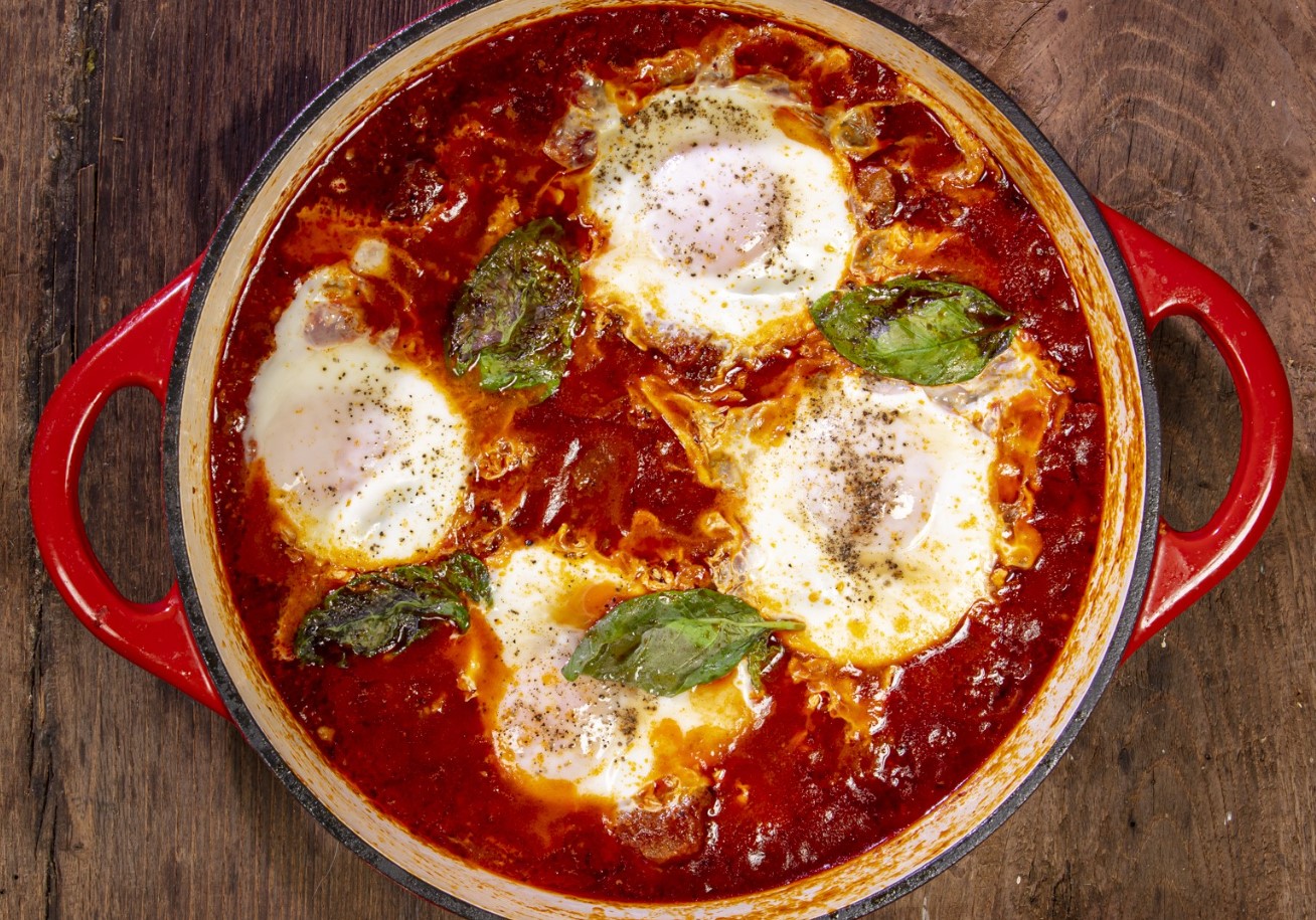 „Munad puhastustules” on traditsiooniline roog vanast Itaalia köögist. Maitsev, toitev ja ideaalne jahedaks hommikuks.