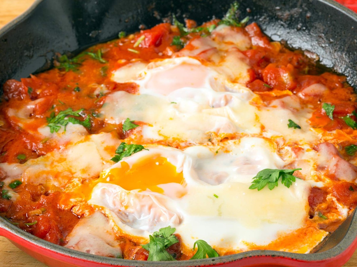 „Munad puhastustules” on traditsiooniline roog vanast Itaalia köögist. Maitsev, toitev ja ideaalne jahedaks hommikuks.