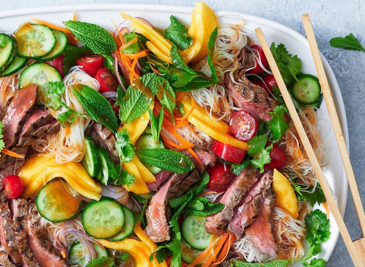 Aasia veiselihasalat nuudlitega võtab tavaliselt üsna palju aega valmistada.