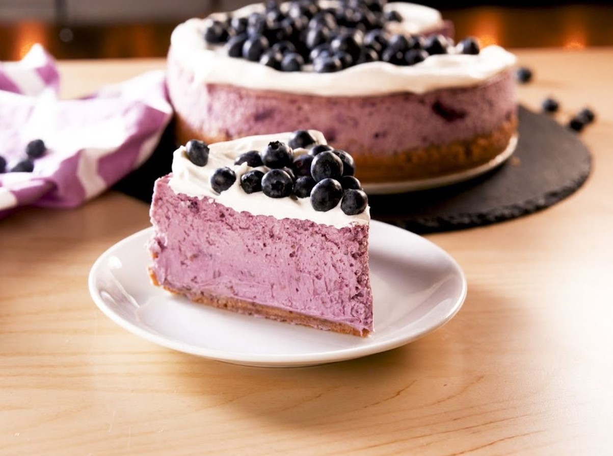 Mustikajuustukook: seda saab valmistada mitmel erineval viisil.