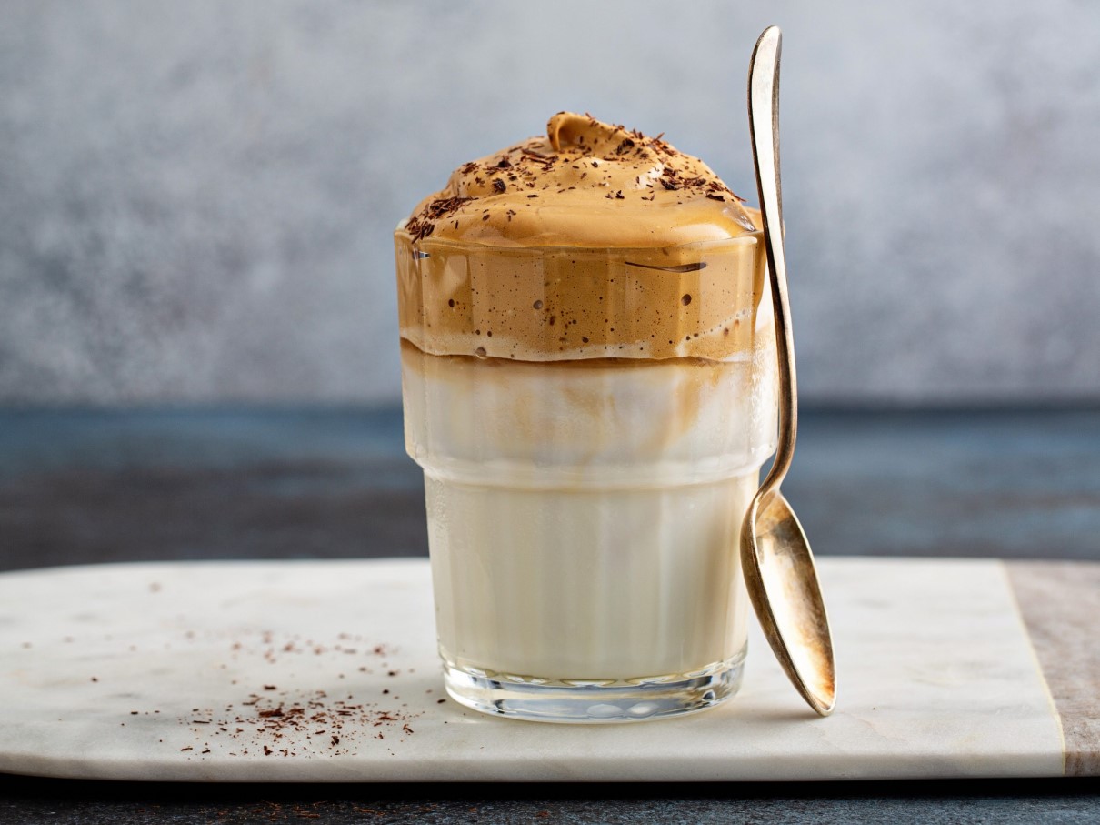 Dalgona Coffee