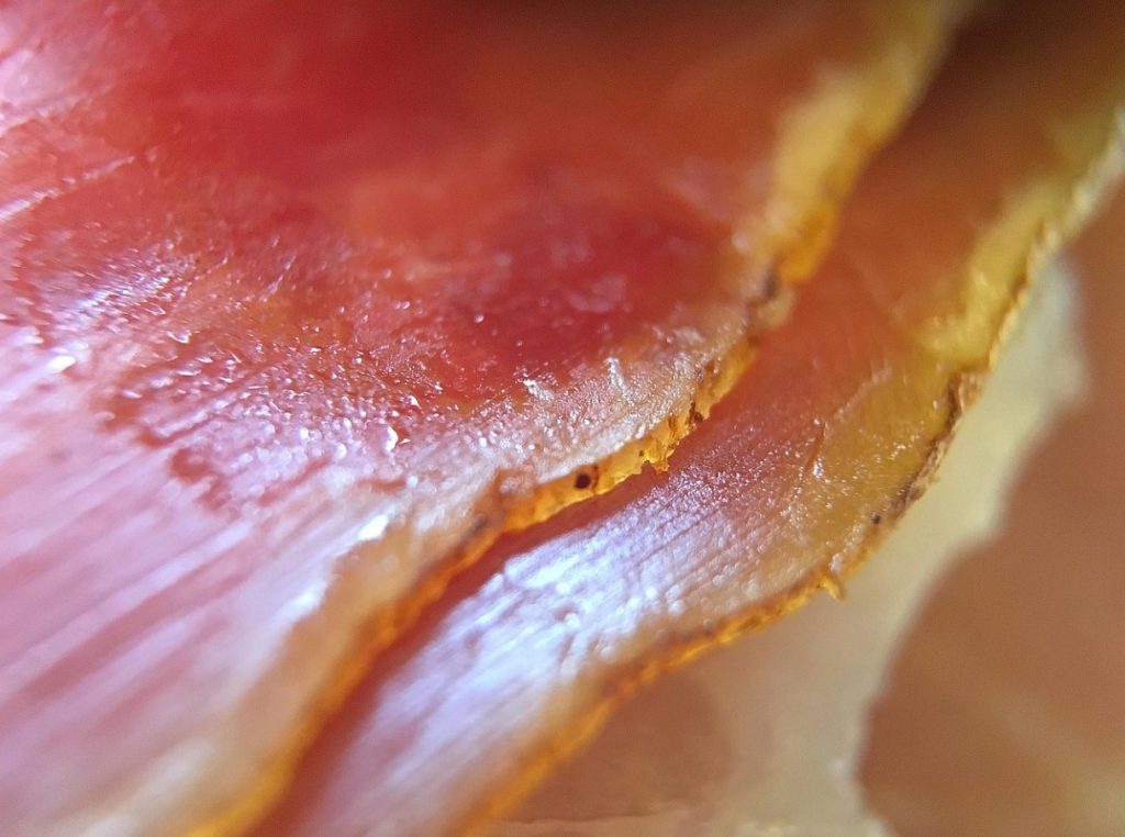 Vene salatiga täidetud Prosciutto Cotto rullid