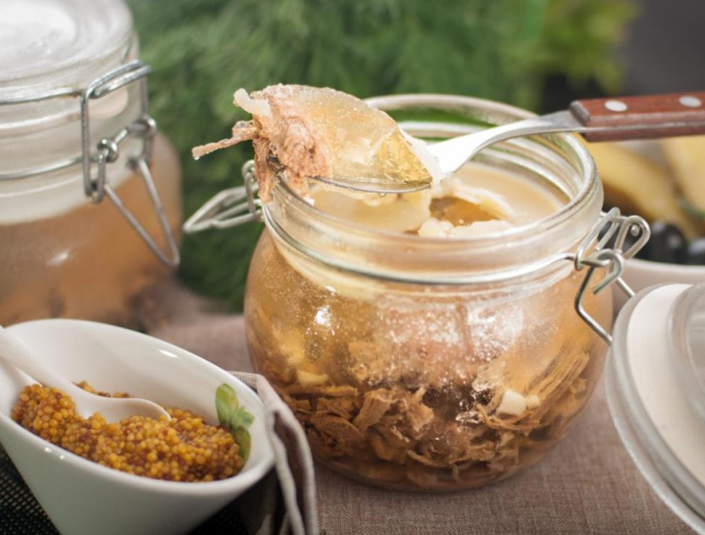 Ma söön seda värske leivaga, maitse on lihtsalt fantastiline. Minu vanaema tegi samasugust želeed.