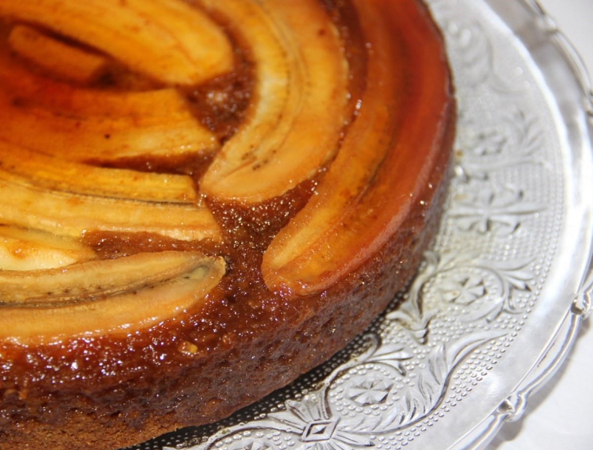 Magus banaanikook, mis sulab suus nagu täidisega saiake.