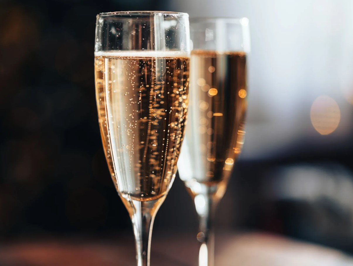 Kuidas avada šampanjapudel õigesti