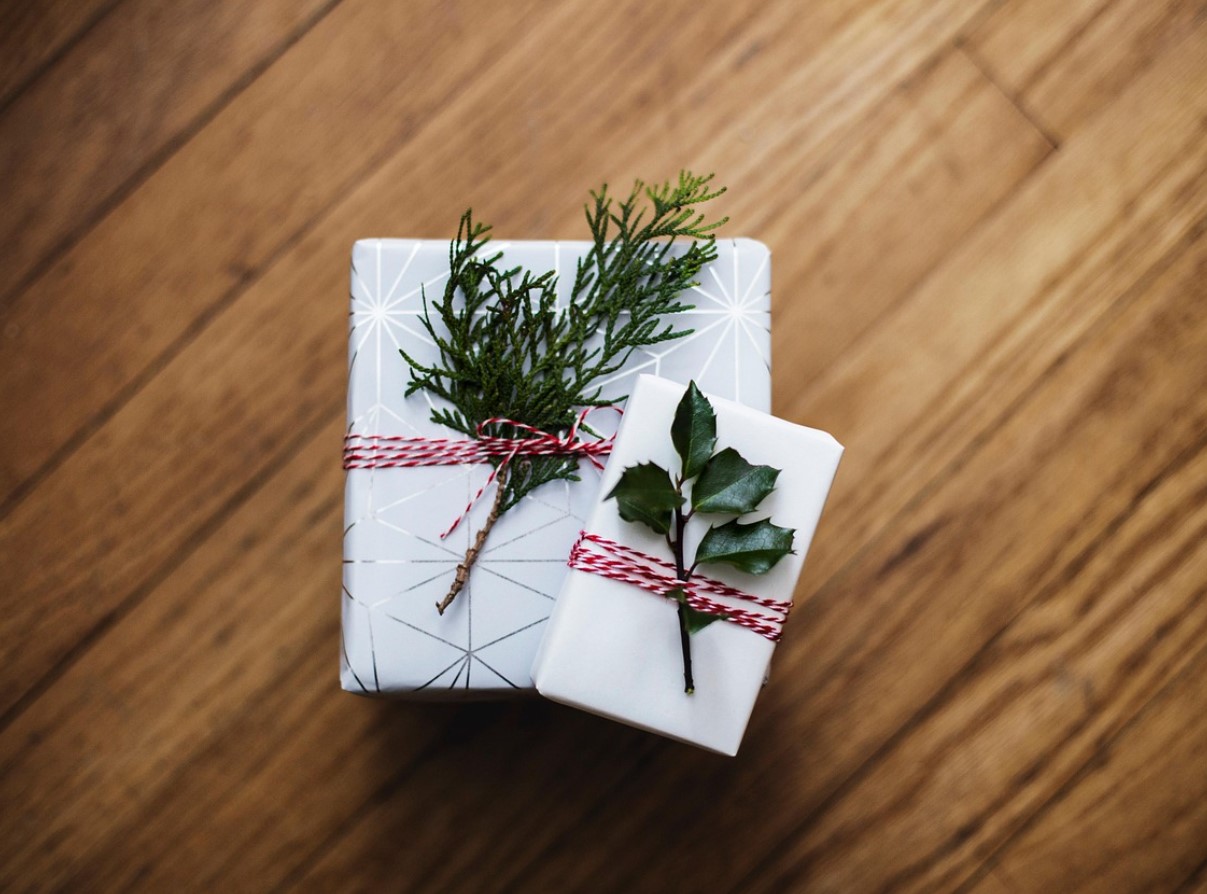 Eestlaste jõulunipid: kuidas teha väikesest kingist suurt rõõmu