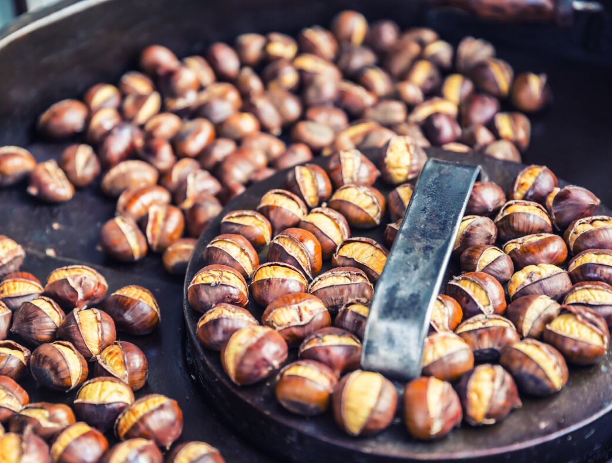 Jõulune aroom: kiiresti mikrolaineahjus küpsetatud kastanid