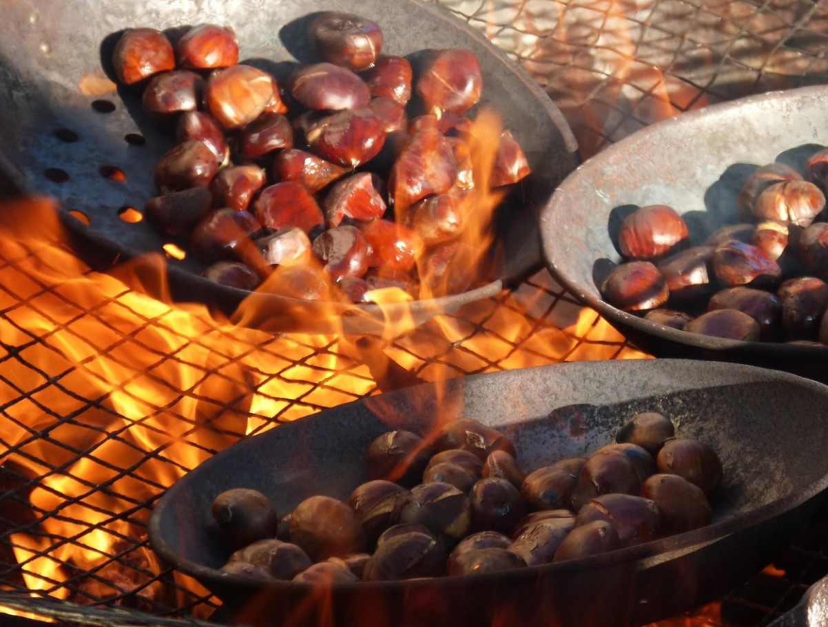 Jõulune aroom: kiiresti mikrolaineahjus küpsetatud kastanid