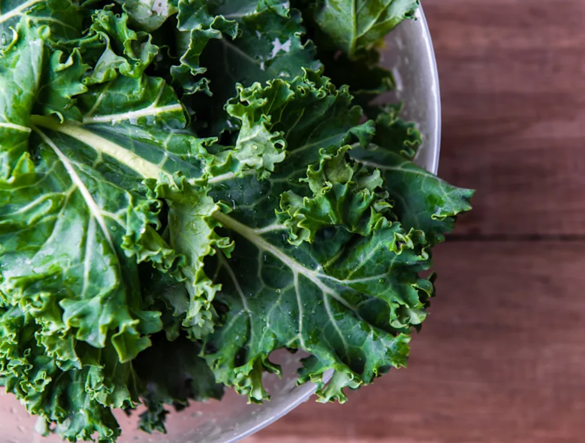 Millal lisada salatile rohelist: värskuse saladus, mida teavad ainult kokad