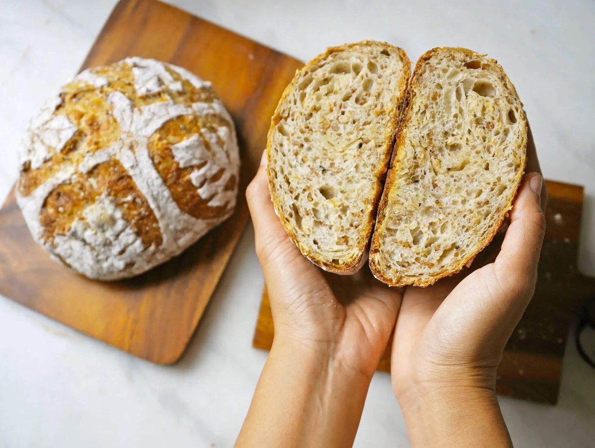 Miks kuum leib on ohtlik maole: arstid hoiatavad