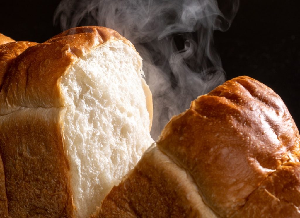 Miks kuum leib on ohtlik maole: arstid hoiatavad