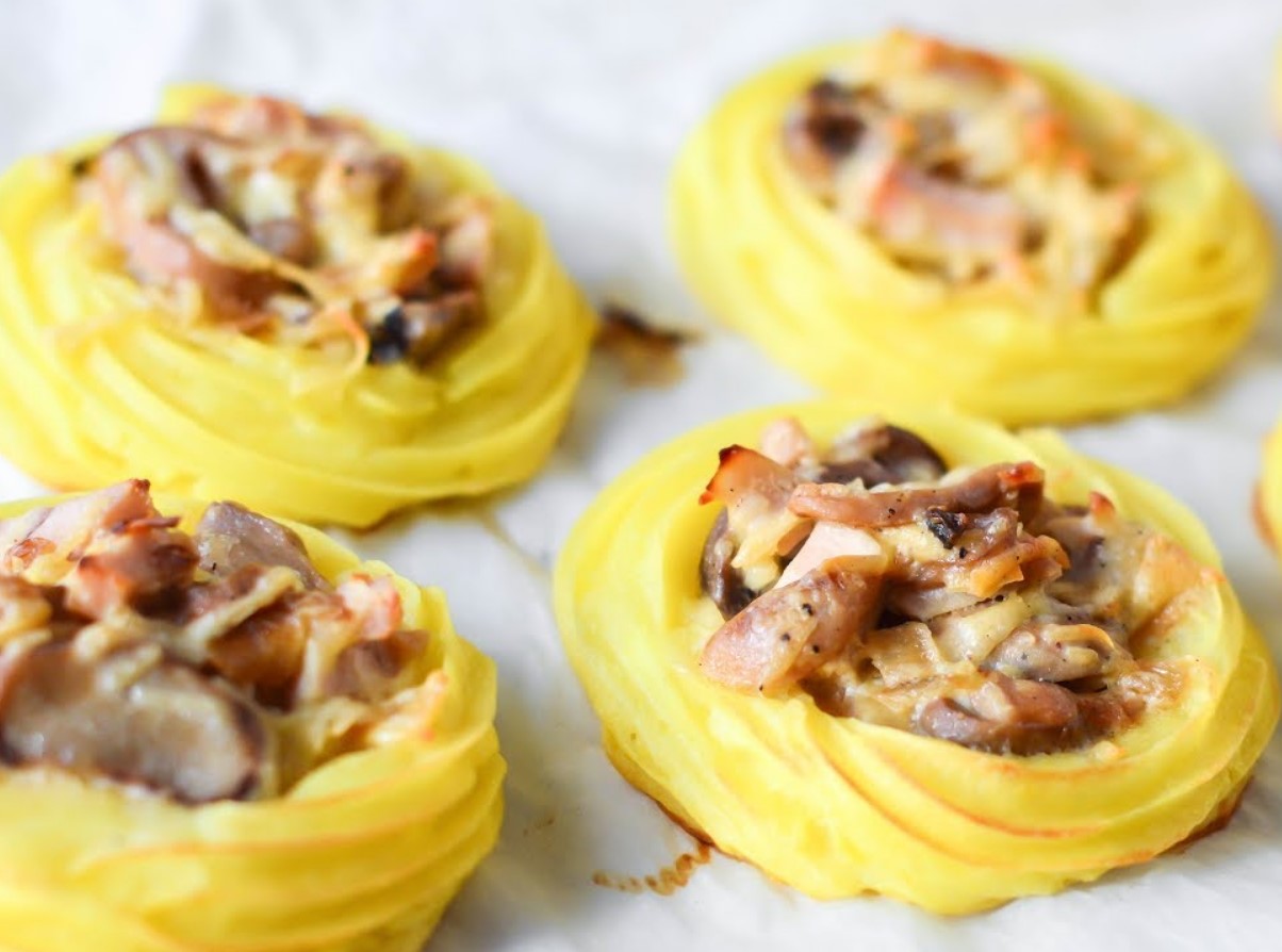 Vaja on ainult vorsti ja kartulit – pere on neist krõbedatest ringikestest sõltuvuses. Nagu Türgis, ainult maitsvam