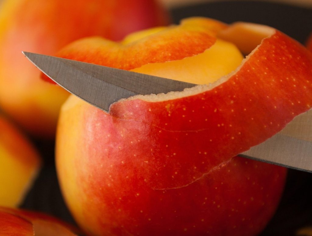 Mis vahe on Euroopa ja Jaapani noal? Kui ostate ühe noa, siis on see just see, mida vajate.