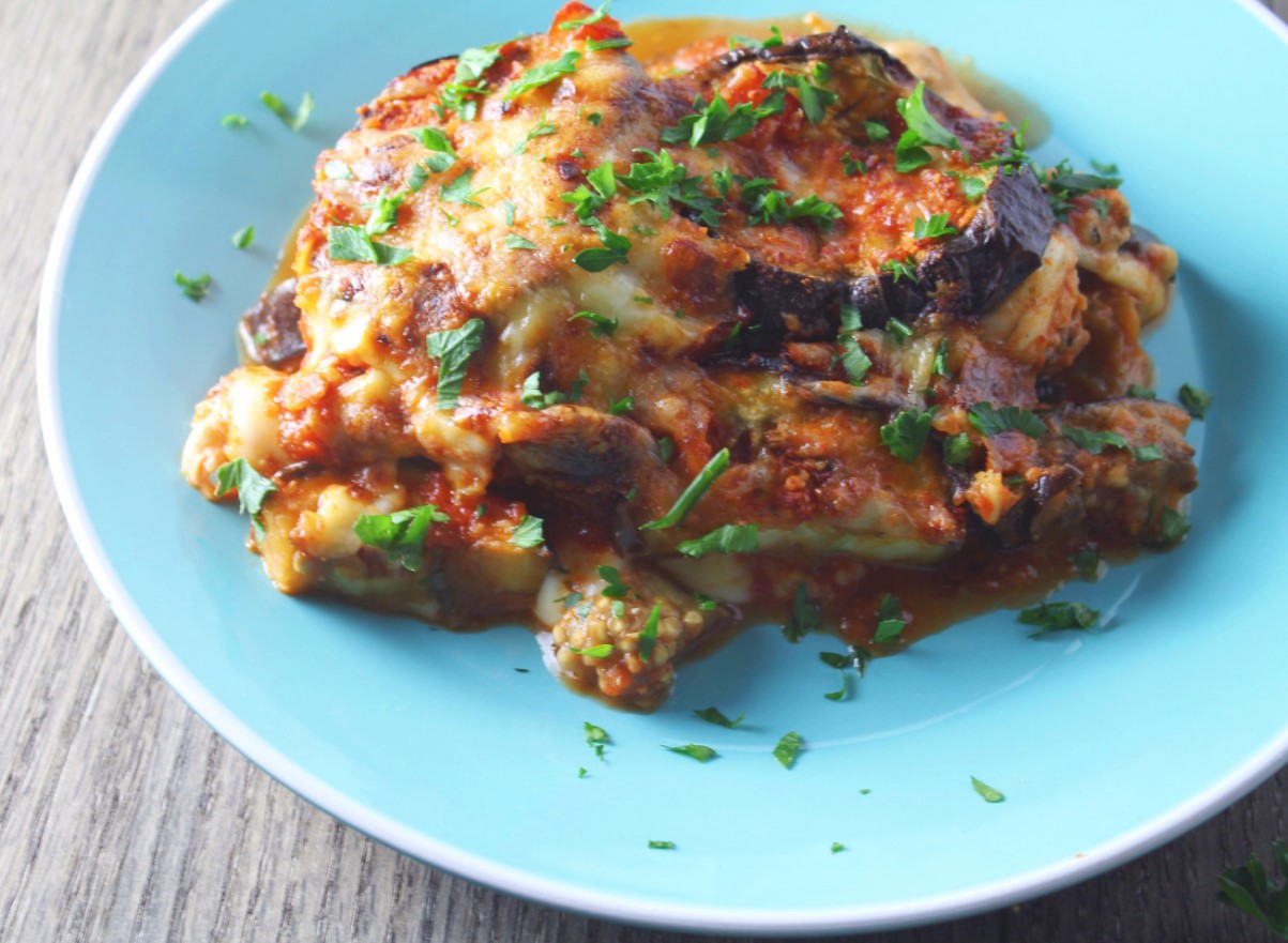 Itaaliapärase kerguse jõulud: vegan lasanje baklažaanidest ja tofust mee-sinepikastmega