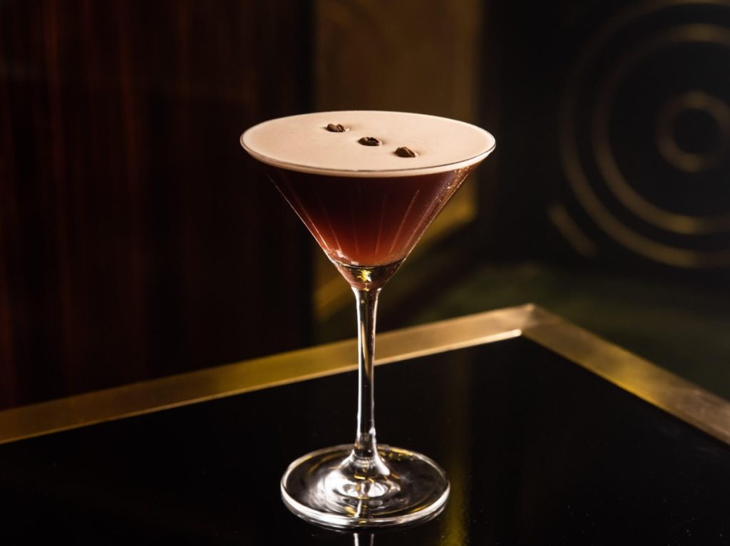 Kohvikokteil, mis vallutab peod: teie uus lemmik Espresso Martini