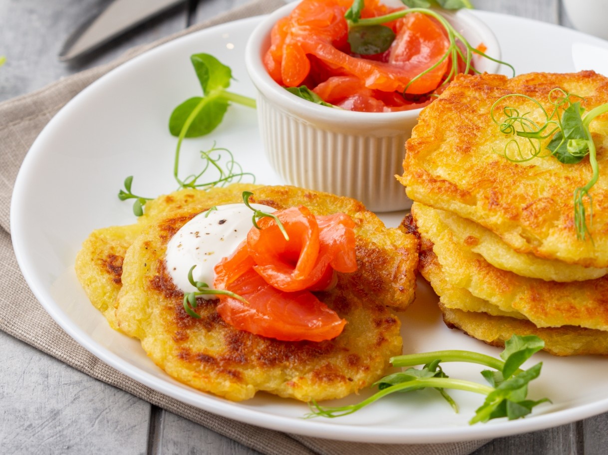 Kartulikõrvad selle lisandiga on alati populaarsed. Roog tuleb sama maitsev kui restoranis.