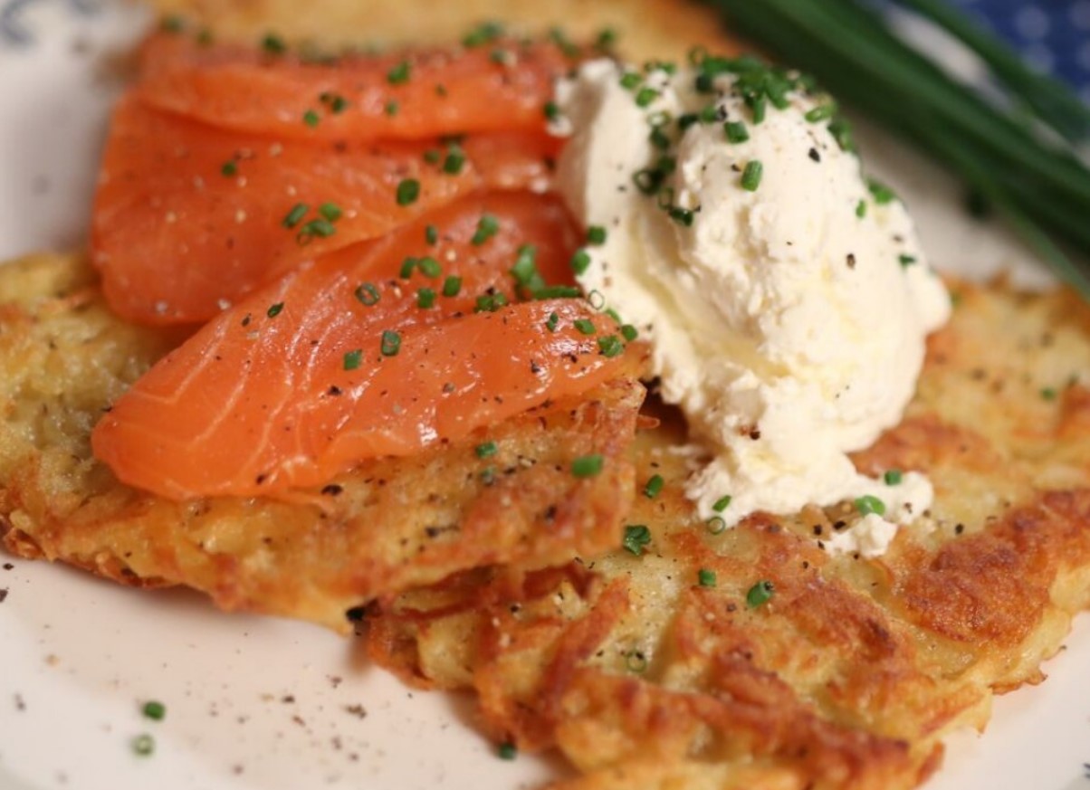 Kartulikõrvad selle lisandiga on alati populaarsed. Roog tuleb sama maitsev kui restoranis.