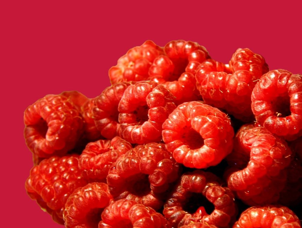 Mahlakas vaarikakook ahjus: ideaalsed jõuludeks sobivad kolmnurgad