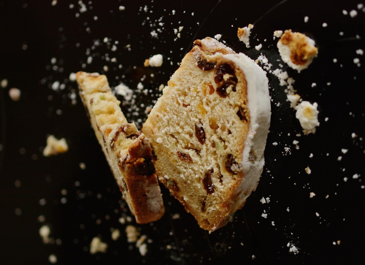 Kui jõuludel oleks lõhn, siis lõhnaks see just nii – magusalt, rommi, kaneeli ja sooja võiga. Stollen on saksa jõulude […]