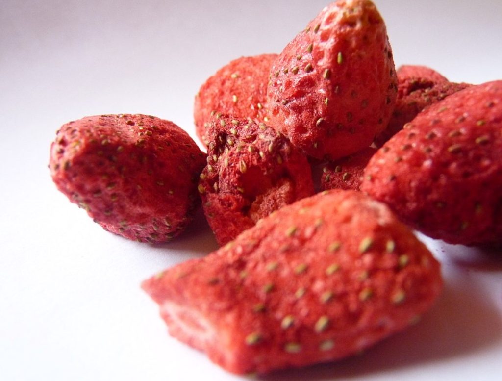 Söö neid, kui sul on magusaisu. Need on madala kalorsusega, sisaldavad kiudaineid ja vitamiine ning tugevdavad luid.