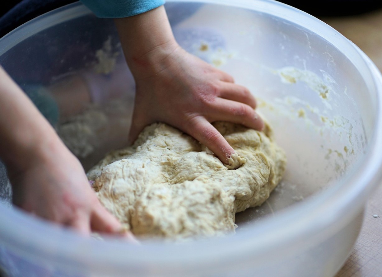 Lisa tainasse või asemel. See muutub kreemjaks ja kohevaks, ilma et oleks võimalik, et see jääks kõvaks.