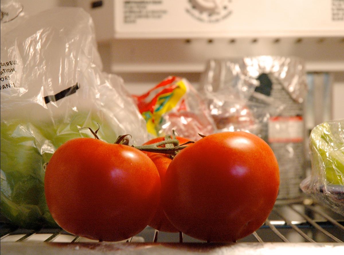 Miks tomatid tuleks hoida toatemperatuuril: teaduslik selgitus