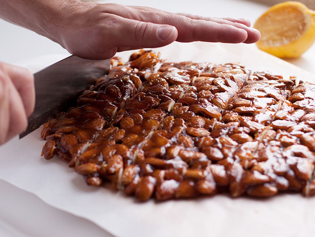 Sitsiilia mandli torrone: magus krõmpsuv jõulude ime